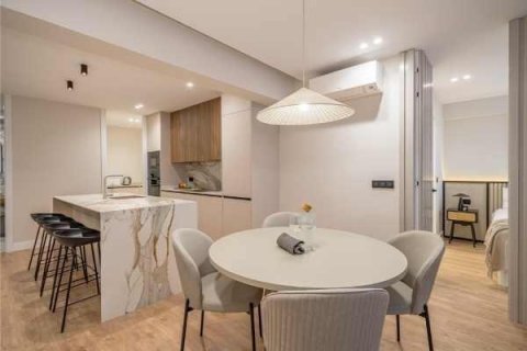 Wohnung zum Verkauf Madrid, Spanien 2 Schlafzimmer, 135 m2 Nr. 109226 - Foto 2