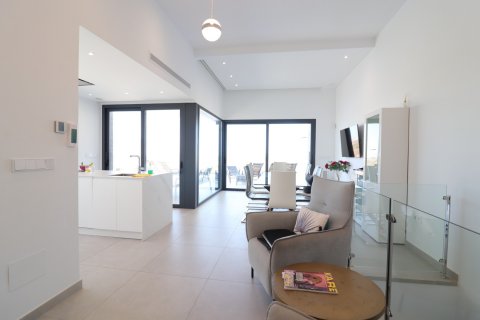 Продажа виллы в Сьюдад Кесада, Аликанте, Испания 3 спальни, 200м2 №118981 - фото 6