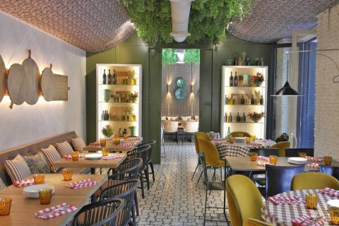 Commercial property for sale L'Eixample, Barcelona, Spain 200 sq.m. No. 56607 - photo 1