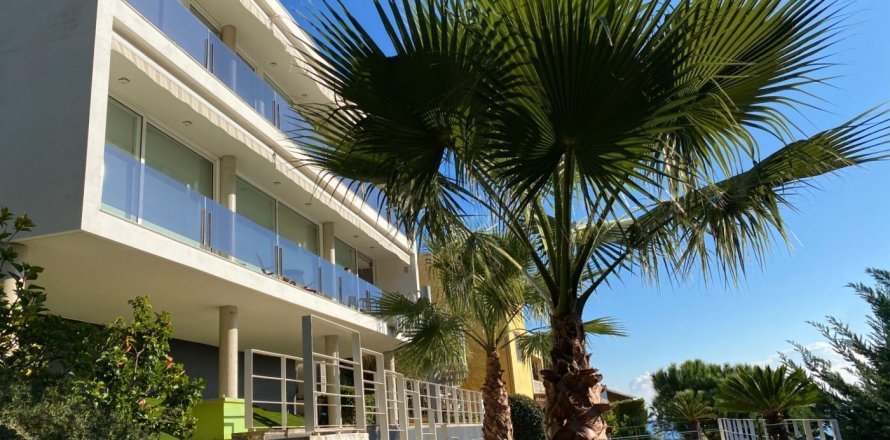 House Lloret de Mar, Girona, Spain 4 bedrooms, 281 sq.m. No. 22926