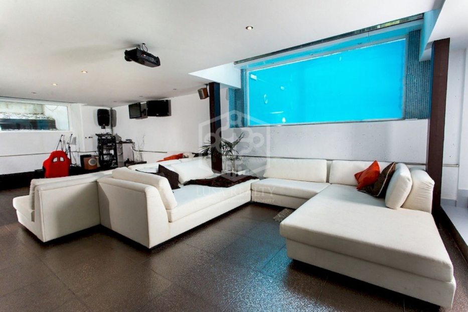 Villa a Castelldefels, Barcelona, Spagna 7 camere da letto, 860 mq. N° 94445
