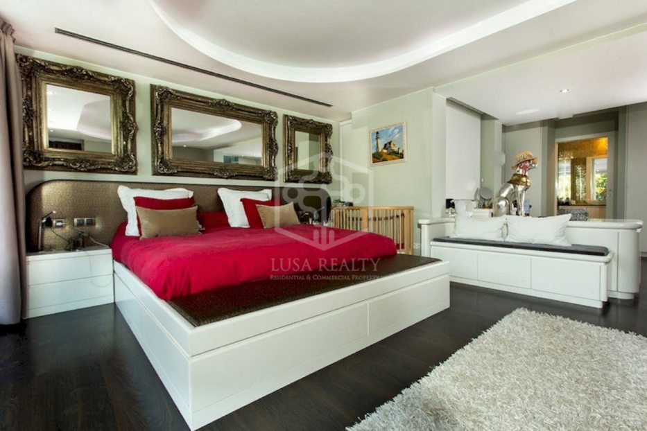 Villa a Castelldefels, Barcelona, Spagna 7 camere da letto, 860 mq. N° 94445