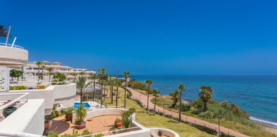 Dzīvoklis Estepona, Malaga, Spānijā 2 istabas, Nr. 109641