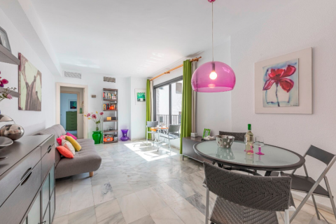 Apartamento en venta Marbella, Málaga, España 1 dormitorio,  No. 109644 - foto 4