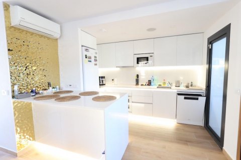 Townhouse for sale Busot, Alicante, Spain 3 bedrooms, 100 sq.m. No. 115673 - photo 7