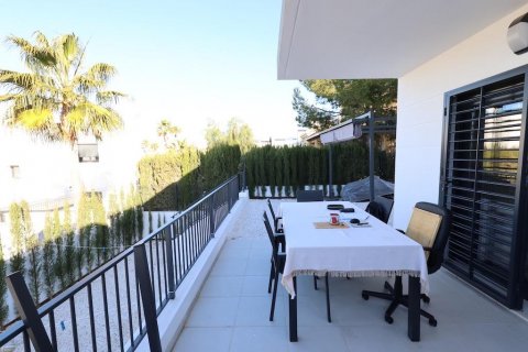Townhouse for sale Busot, Alicante, Spain 3 bedrooms, 100 sq.m. No. 115673 - photo 16