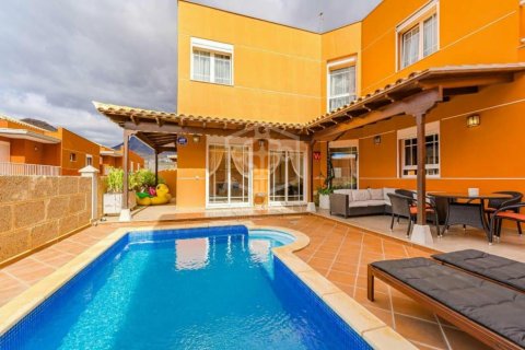 Villa for sale Arona, Tenerife, Spain 4 bedrooms, 350 sq.m. No. 111071 - photo 2
