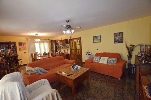 Villa till salu Villamartin, Alicante, Spanien 3 sovrum, 160 kvm. Nr. 111308 - foto 3