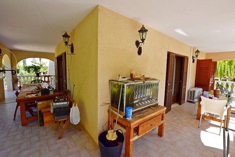 Villa till salu Villamartin, Alicante, Spanien 3 sovrum, 160 kvm. Nr. 111308 - foto 11
