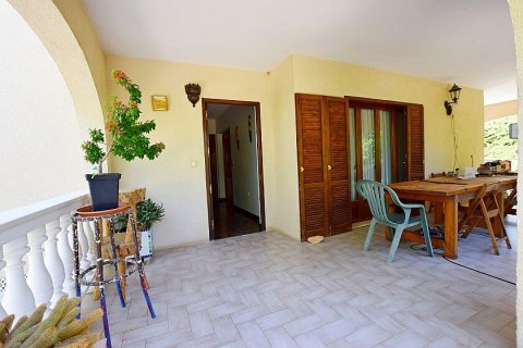 Villa till salu Villamartin, Alicante, Spanien 3 sovrum, 160 kvm. Nr. 111308 - foto 8