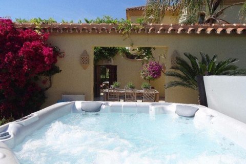 Dom Mijas, Malaga, Hiszpania 5 sypialni, 549 mkw. nr 22420 – zdjęcie 3