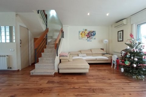 Māja pārdošanā Castelldefels, Barcelona, Spānijā 5 istabas, 149 m2 Nr. 21567 - attēls 11