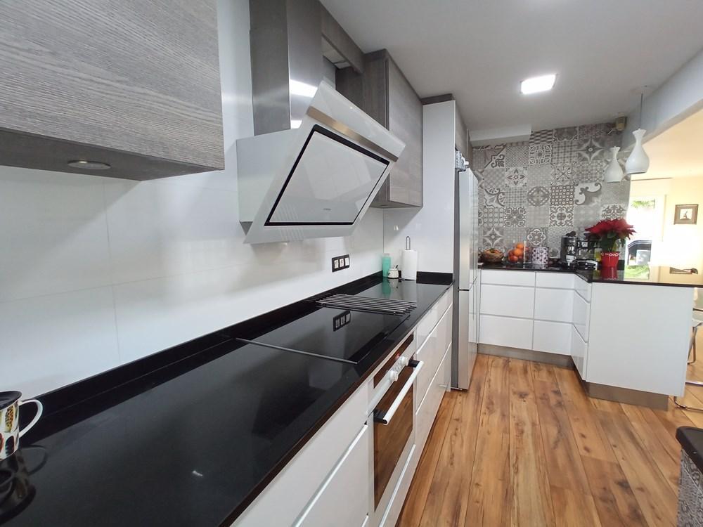 House in Castelldefels, Barcelona, Spain 5 bedrooms, 149 sq.m. No. 21567