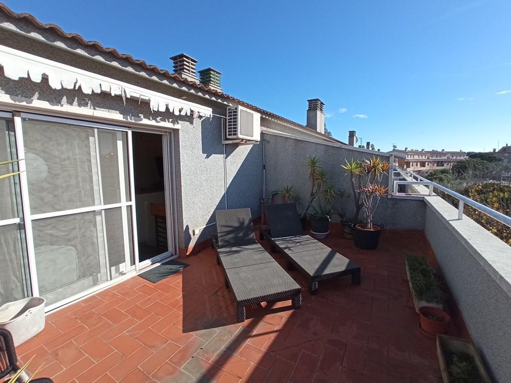 House in Castelldefels, Barcelona, Spain 5 bedrooms, 149 sq.m. No. 21567