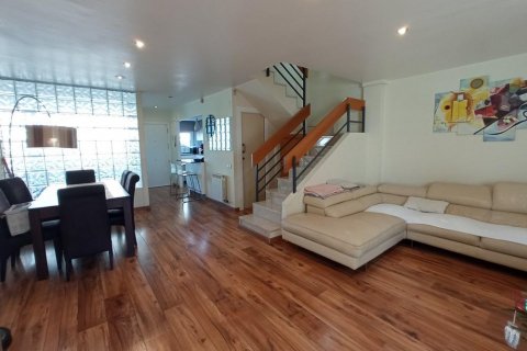 Māja pārdošanā Castelldefels, Barcelona, Spānijā 5 istabas, 149 m2 Nr. 21567 - attēls 4