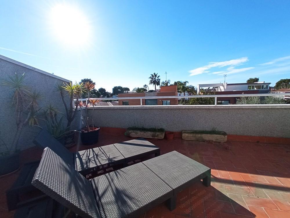 House in Castelldefels, Barcelona, Spain 5 bedrooms, 149 sq.m. No. 21567