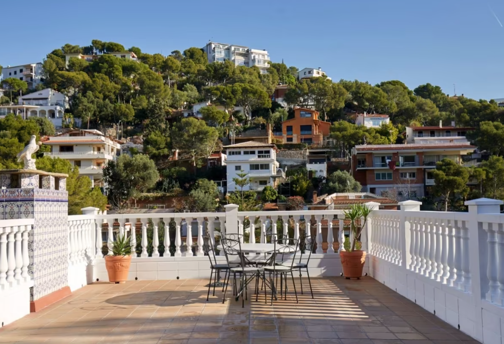 Сasa en Castelldefels, Barcelona, España 5 dormitorios, 330 m2 No. 51726
