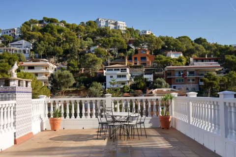 House for sale Castelldefels, Barcelona, Spain 5 bedrooms, 330 sq.m. No. 51726 - photo 26