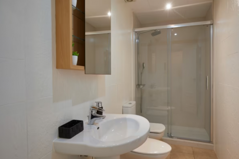 House for sale Castelldefels, Barcelona, Spain 5 bedrooms, 330 sq.m. No. 51726 - photo 17