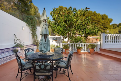 House for sale Castelldefels, Barcelona, Spain 5 bedrooms, 330 sq.m. No. 51726 - photo 3