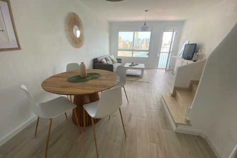 Kaupunkipientalo myytävänä Benidorm, Alicante, Espanja, 3 makuuhuonetta, 132 m2 No. 86755 - kuva 5