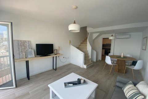 Kaupunkipientalo myytävänä Benidorm, Alicante, Espanja, 3 makuuhuonetta, 132 m2 No. 86755 - kuva 6