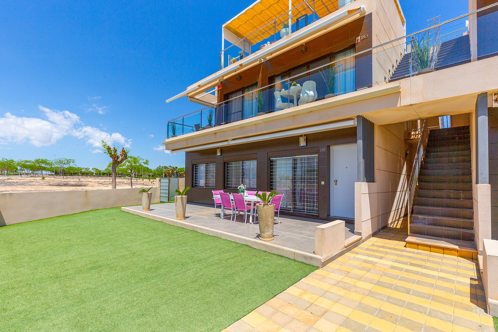 Appartamento a Torre de la Horadada, Alicante, Spagna 4 camere da letto, 120 mq. N° 99672