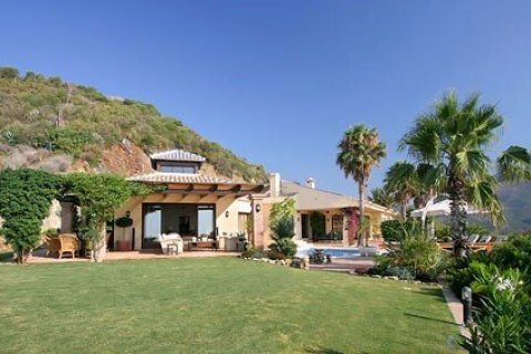 Casa in vendita Benahavis, Malaga, Spagna 4 camere da letto, 320 mq. N° 22421 - foto 1