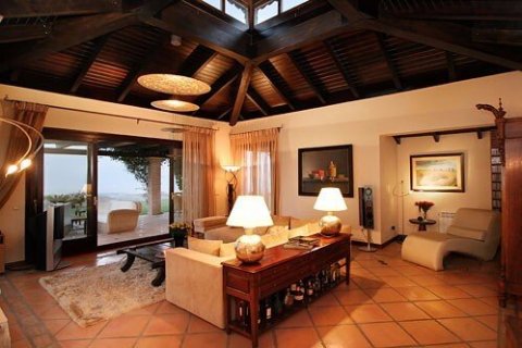 Casa in vendita Benahavis, Malaga, Spagna 4 camere da letto, 320 mq. N° 22421 - foto 6