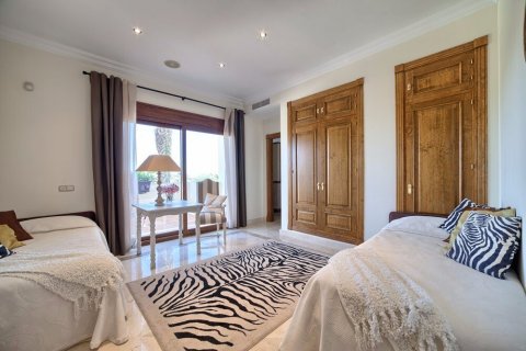 House zum Verkauf Benahavis, Malaga, Spanien 5 Schlafzimmer, 513 m2 Nr. 22419 - Foto 8