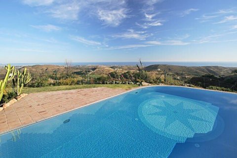 Casa in vendita Benahavis, Malaga, Spagna 6 camere da letto, 402 mq. N° 22426 - foto 6