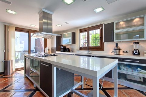 Сasa en venta Benahavís, Málaga, España 4 dormitorios, 463 m2 No. 22422 - foto 4