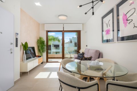 Продажа квартиры в Торревьеха, Аликанте, Испания 3 спальни, 70м2 №110133 - фото 27