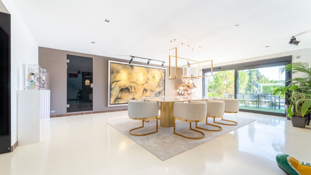 Villa i Boadilla del Monte, Madrid, Spanien 5 sovrum, 750 kvm. Nr. 106327