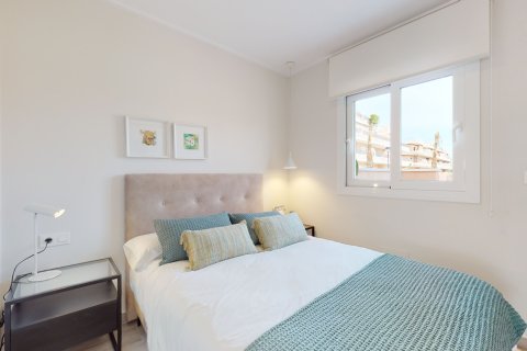 Huoneisto myytävänä Pilar de la Horadada, Alicante, Espanja, 3 makuuhuonetta, 100 m2 No. 110019 - kuva 27