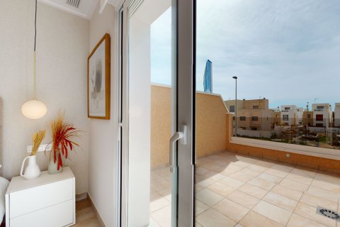 Lägenhet till salu Pilar de la Horadada, Alicante, Spanien 3 sovrum, 77 kvm. Nr. 110022 - foto 3