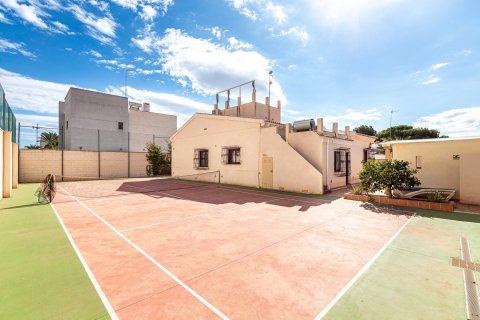 Villa in vendita Punta Prima, Alicante, Spagna 4 camere da letto, 163 mq. N° 114769 - foto 25