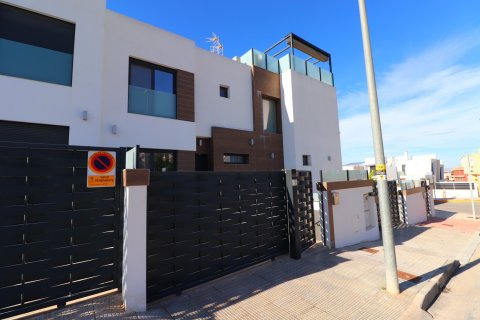 Townhouse for sale Benijofar, Alicante, Spain 4 bedrooms, 183 sq.m. No. 114952 - photo 26