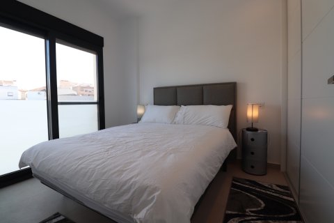 Townhouse for sale Benijofar, Alicante, Spain 4 bedrooms, 183 sq.m. No. 114952 - photo 7
