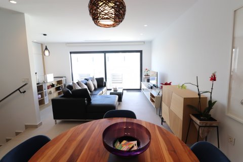 Townhouse for sale Benijofar, Alicante, Spain 4 bedrooms, 183 sq.m. No. 114952 - photo 5