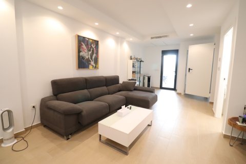 Townhouse for sale Benijofar, Alicante, Spain 4 bedrooms, 183 sq.m. No. 114952 - photo 15