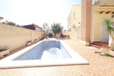 Villa à vendre Playa Flamenca II, Alicante, Espagne, 4 chambres, 172 m2 No. 114772 - photo 18
