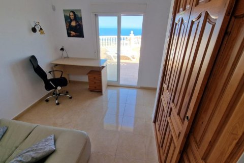 Продажа виллы в Кумбре дель Соль, Аликанте, Испания 3 спальни, 300м2 №113086 - фото 11