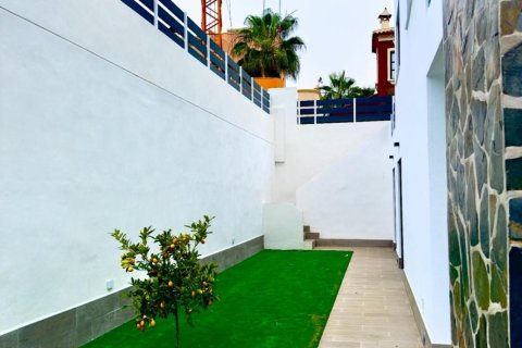 Huvila myytävänä Ciudad Quesada, Alicante, Espanja, 4 makuuhuonetta, 124 m2 No. 113090 - kuva 3