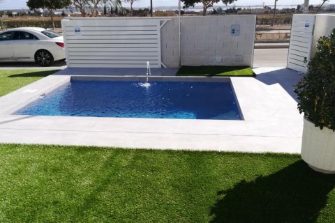 Villa for sale Los Montesinos, Alicante, Spain 3 bedrooms, 85 sq.m. No. 113088 - photo 7