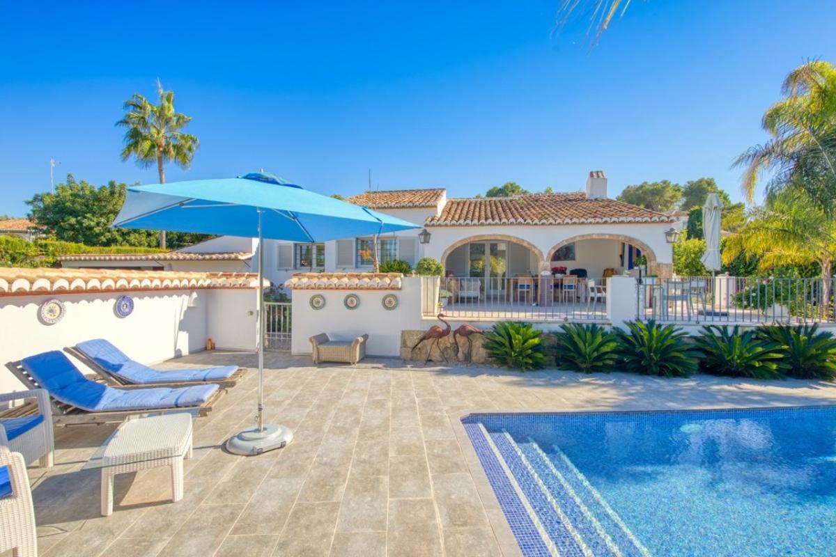 Villa in Javea, Alicante, Spain 5 bedrooms, 230 sq.m. No. 113092