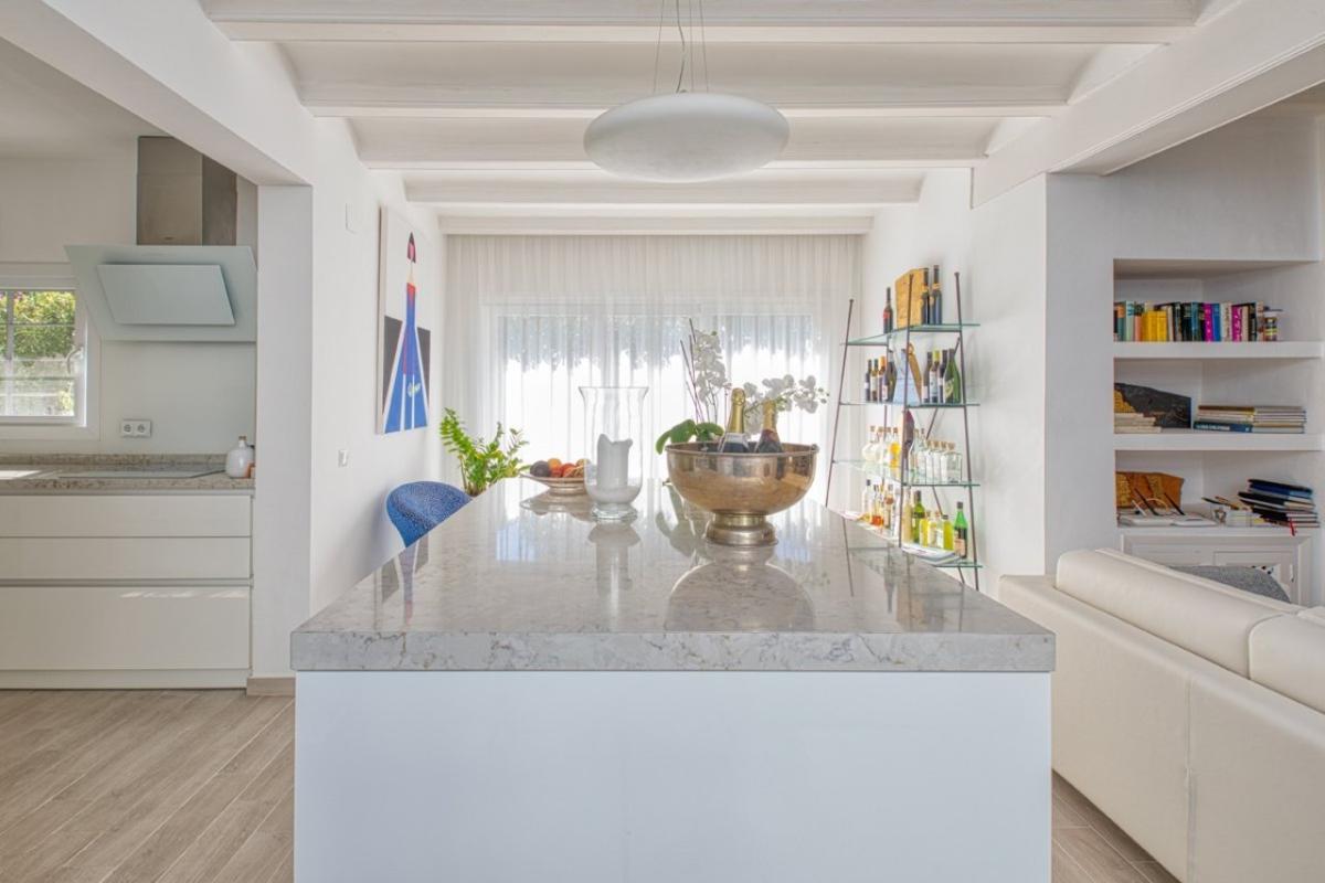 Villa in Javea, Alicante, Spain 5 bedrooms, 230 sq.m. No. 113092