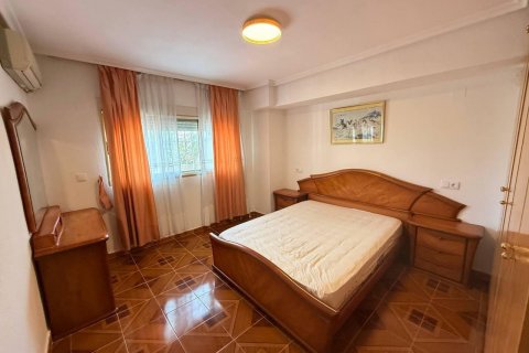 Huoneisto myytävänä Punta Prima, Alicante, Espanja, 3 makuuhuonetta, 133 m2 No. 116299 - kuva 19