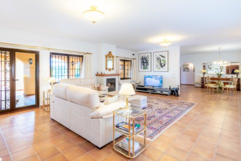 Villa for sale Benissa, Alicante, Spain 5 bedrooms, 1094 sq.m. No. 118767 - photo 4