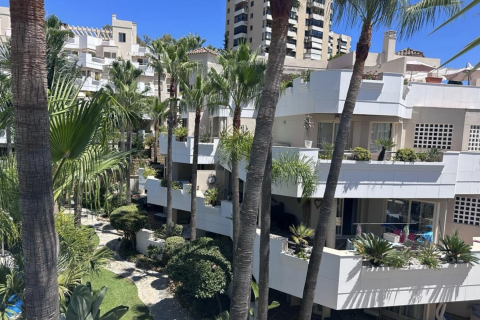 Huoneisto myytävänä Marbella, Malaga, Espanja, 3 makuuhuonetta, 148 m2 No. 109743 - kuva 10